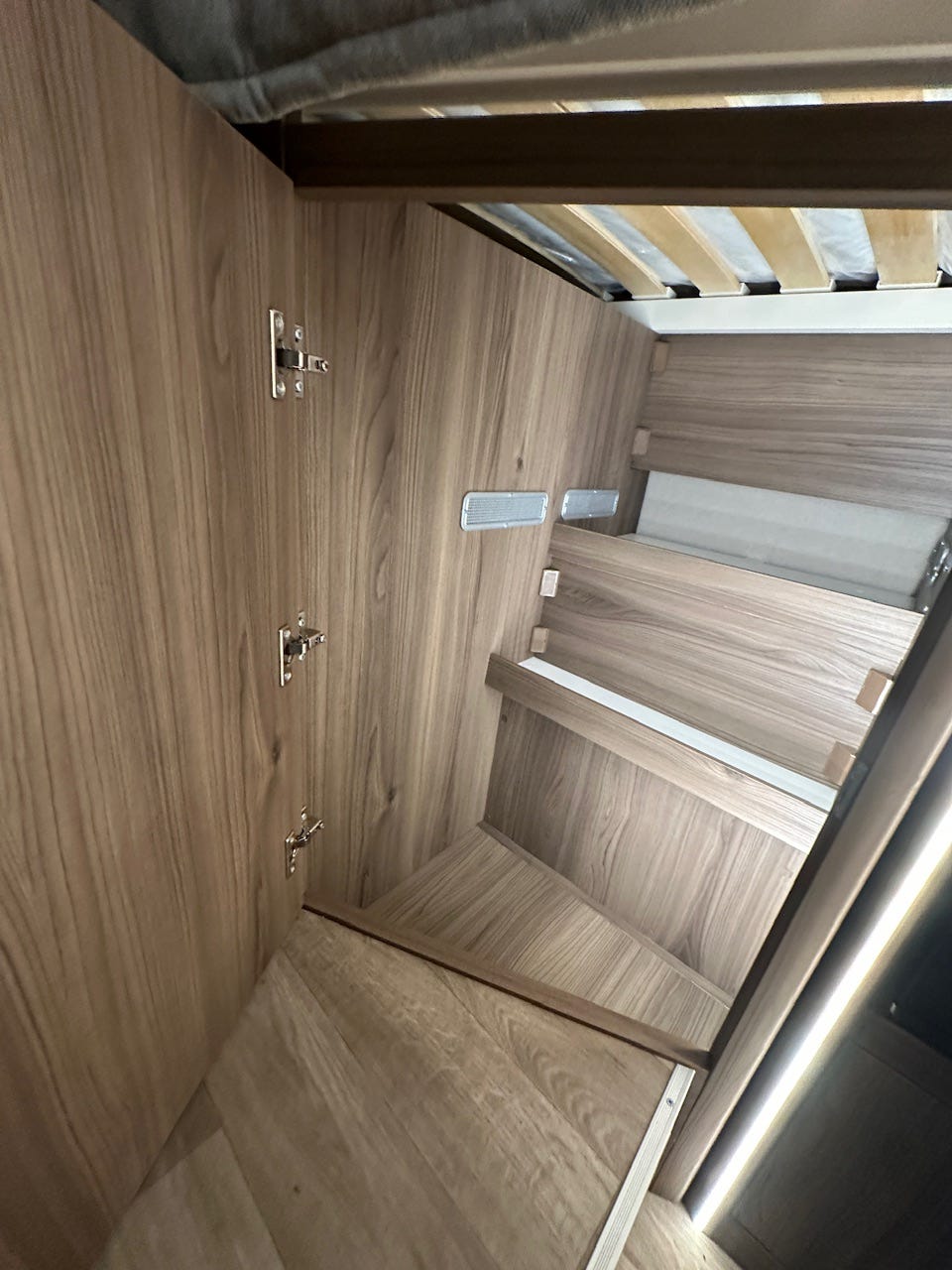 95b2dc84-7923-4b11-9d92-46073ec92bfe