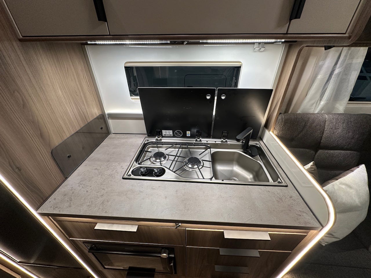 a93228e6-3cf2-4516-99f7-1f7e0bc06b21