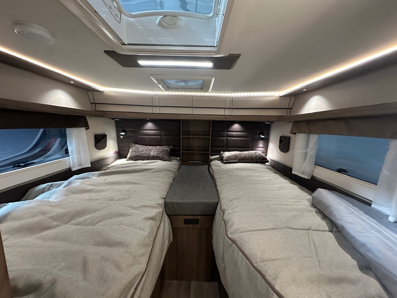 cb4a93b3-042a-478f-87ca-b25084187004