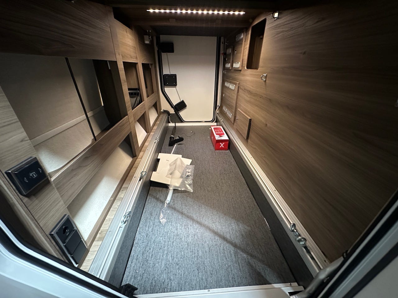 e28facf2-e489-4714-b6df-e1e674b6c434