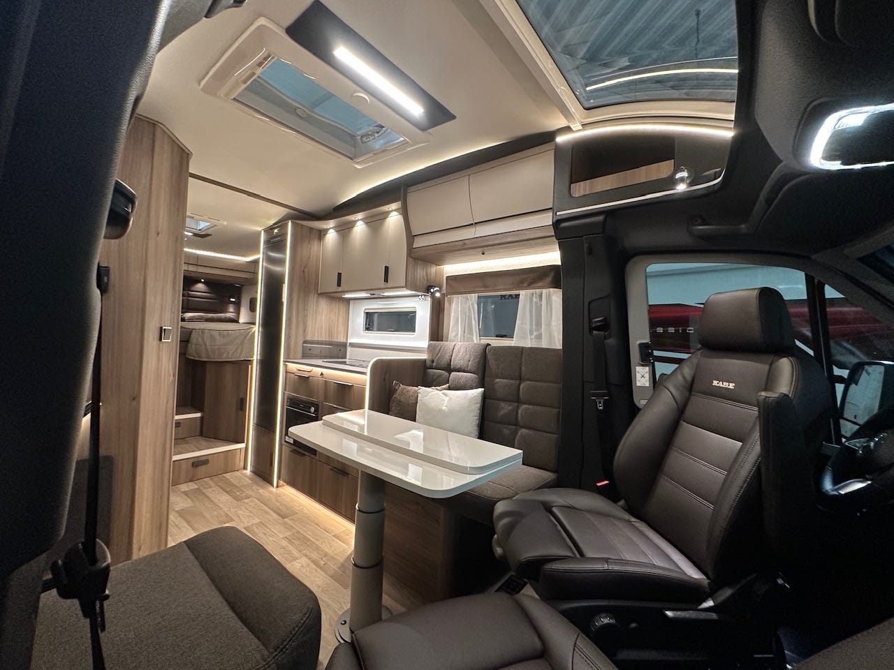 ebdd560c-5b14-49ef-bbb3-7b93a98c3b1a