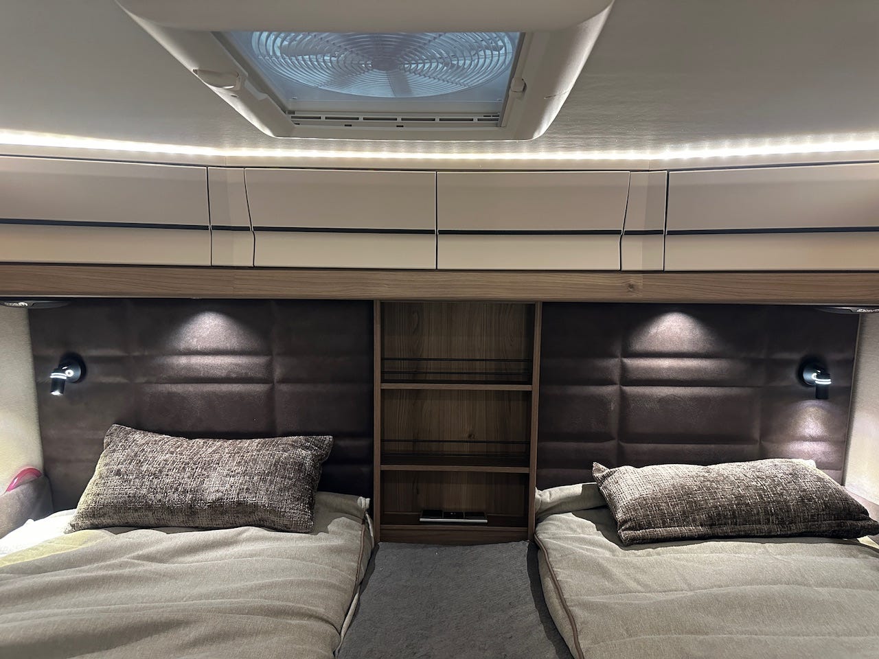 ed2c473d-04d8-41f9-a105-84842abb21c8