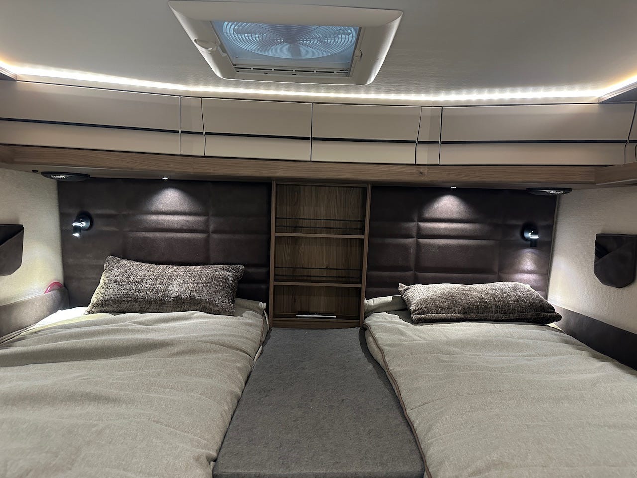 f235ae69-3ddf-458b-b447-338b080dad2f