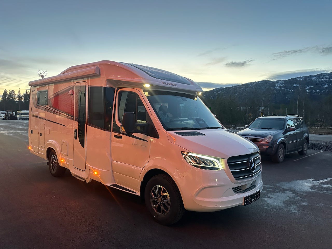 fb5197a8-9c40-4702-9677-2f8ea177a863