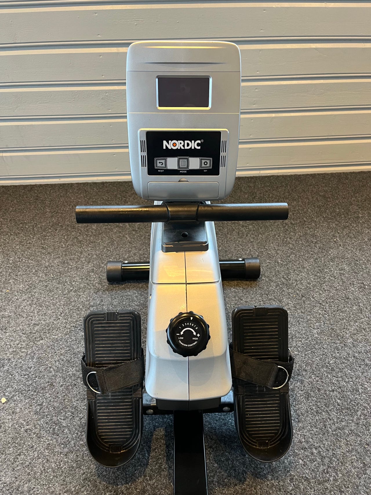 Nordic 205 Rower Romaskin Svart og Grå | FINN-torget