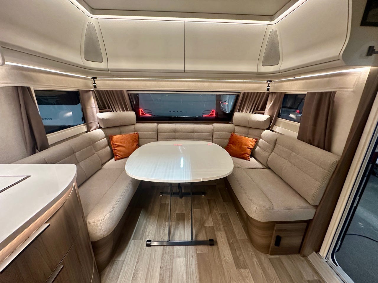 04a3db71-9b06-451e-8459-eae47dc973ae