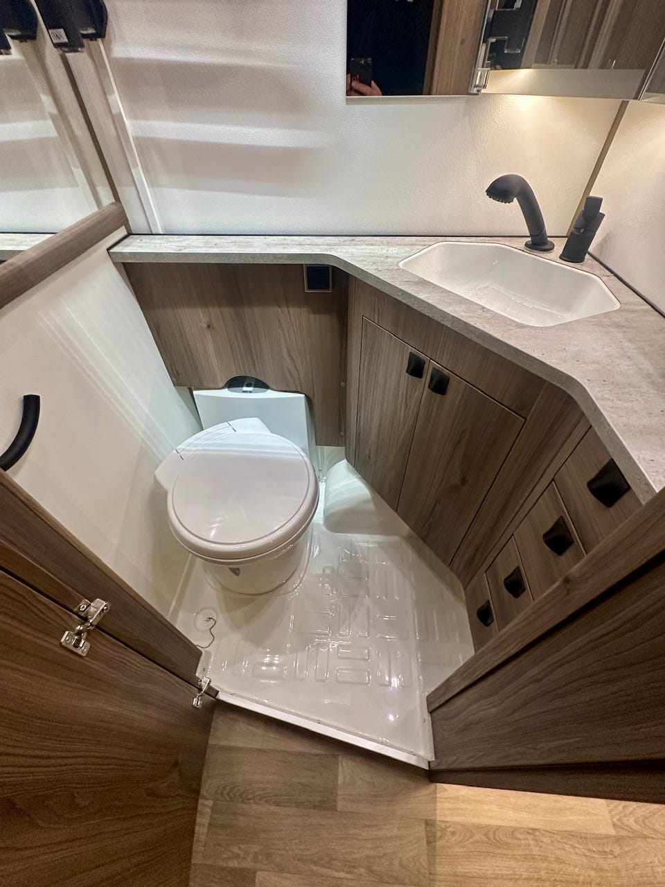 0a821c9f-a300-4fbd-9970-2725f80e7bc2