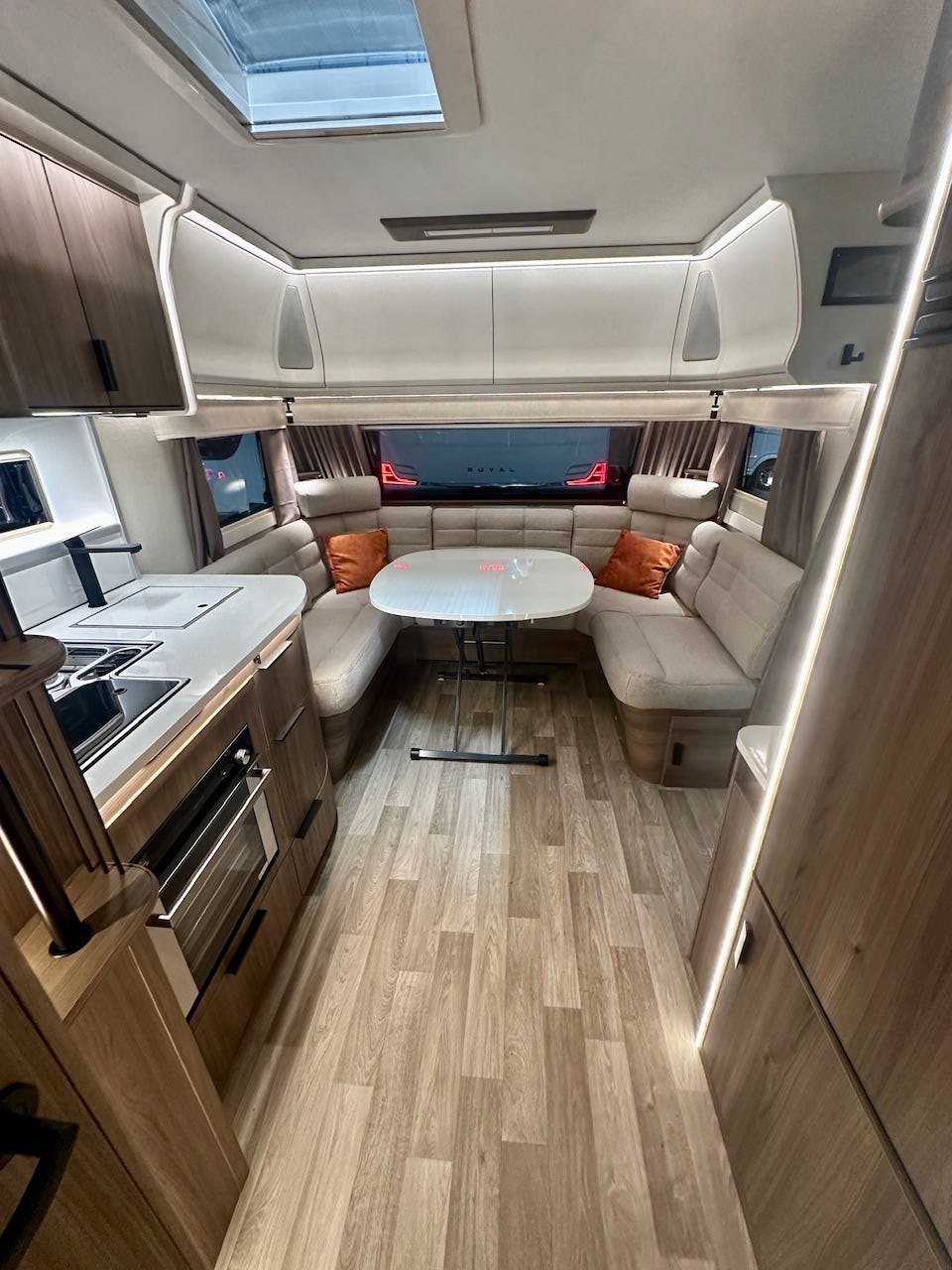 15451b74-863f-4e1e-aa28-792411d006fa