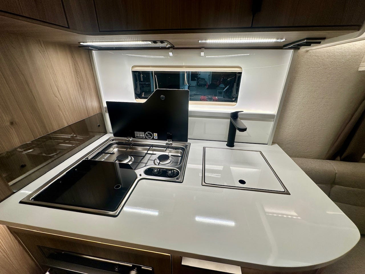 7d3a52a6-c549-4f35-bea9-394afd639efb