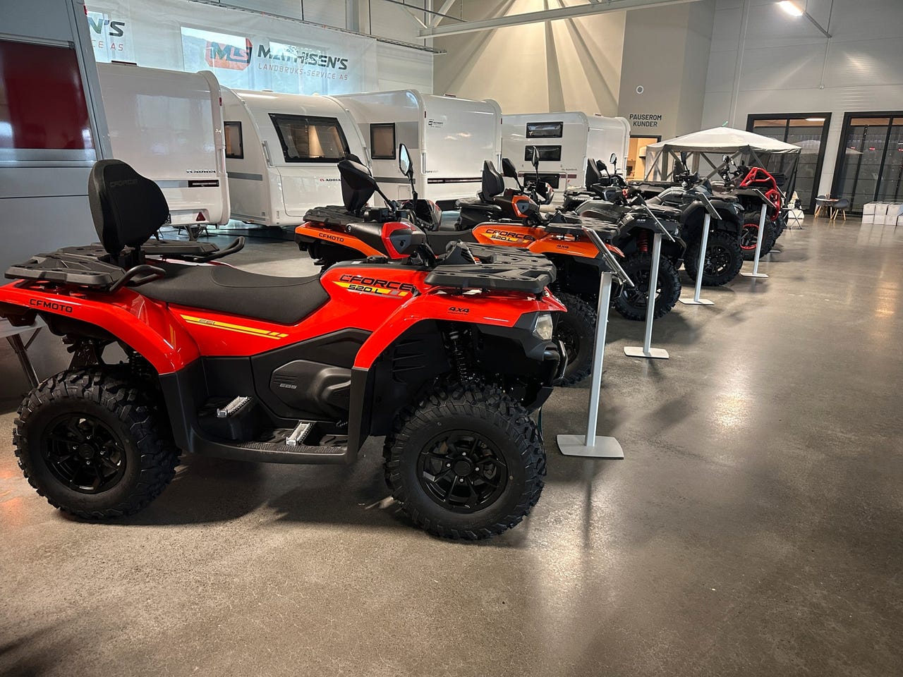 3eef378b-32c5-485e-95e0-a8d3e12e9fd3