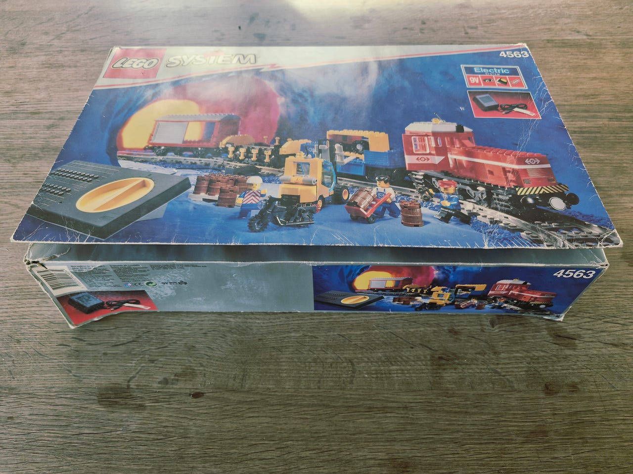 Lego 4563 Load N' Haul Railroad fra Lego Train 9V serien (II) | FINN-torget