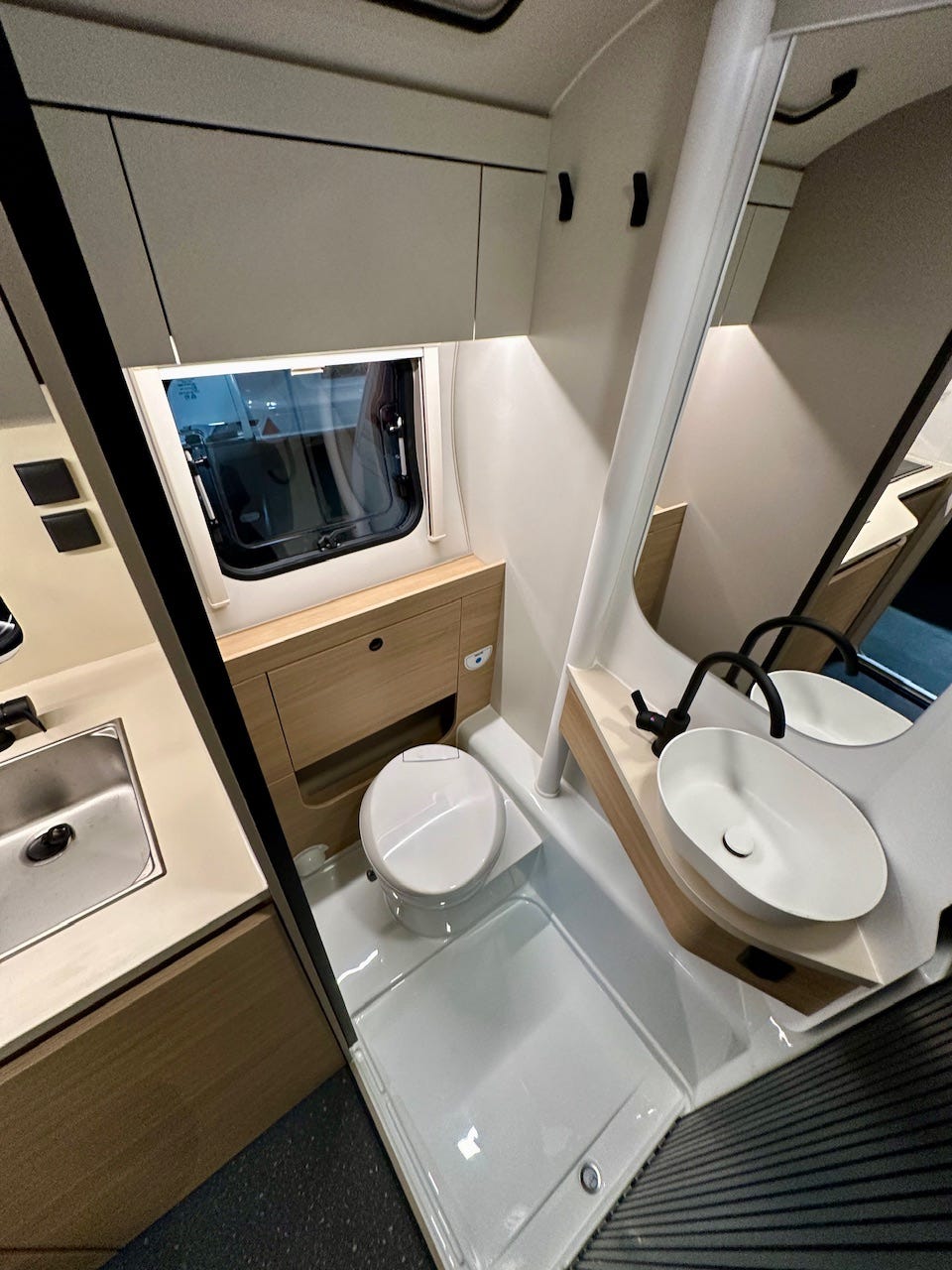 11f75128-7fe6-455b-9b7c-c9aad64b92a2