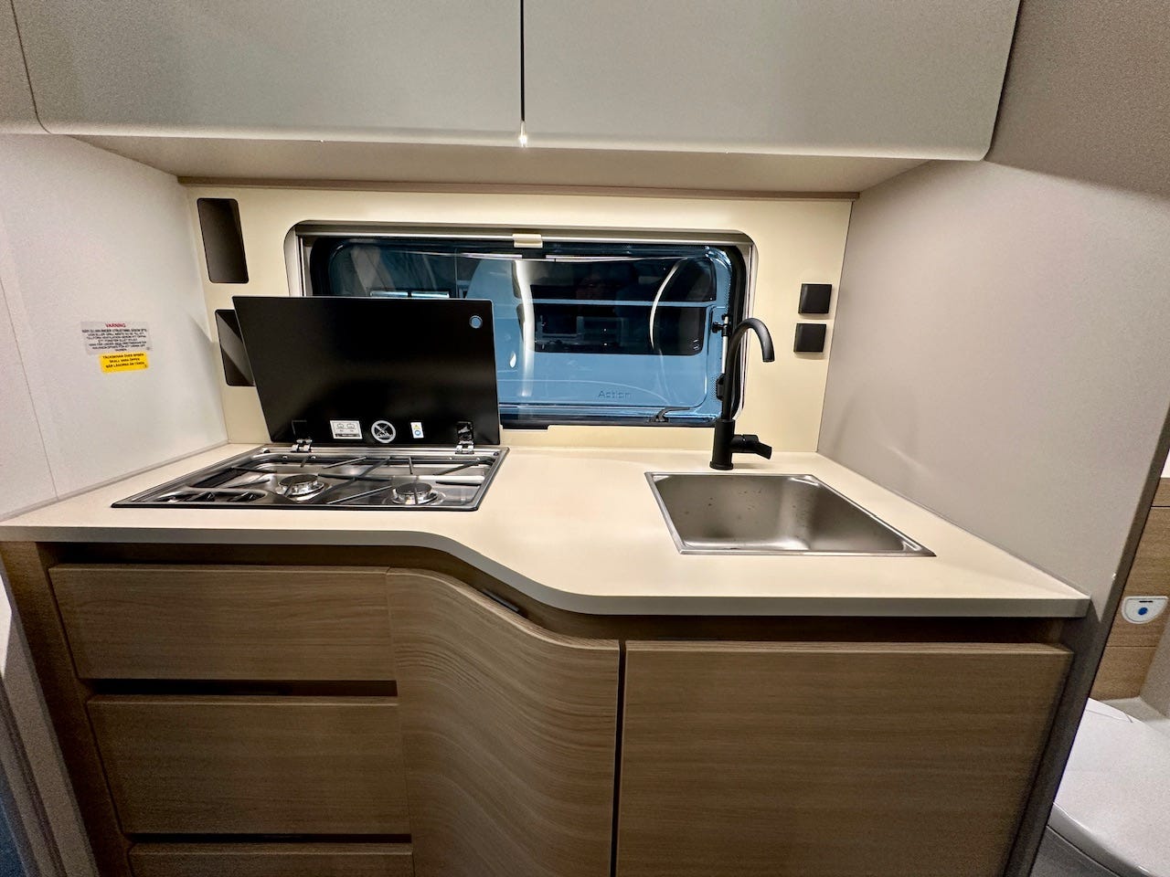 b80c314a-2d33-48a6-9785-745e3e8a9cbd