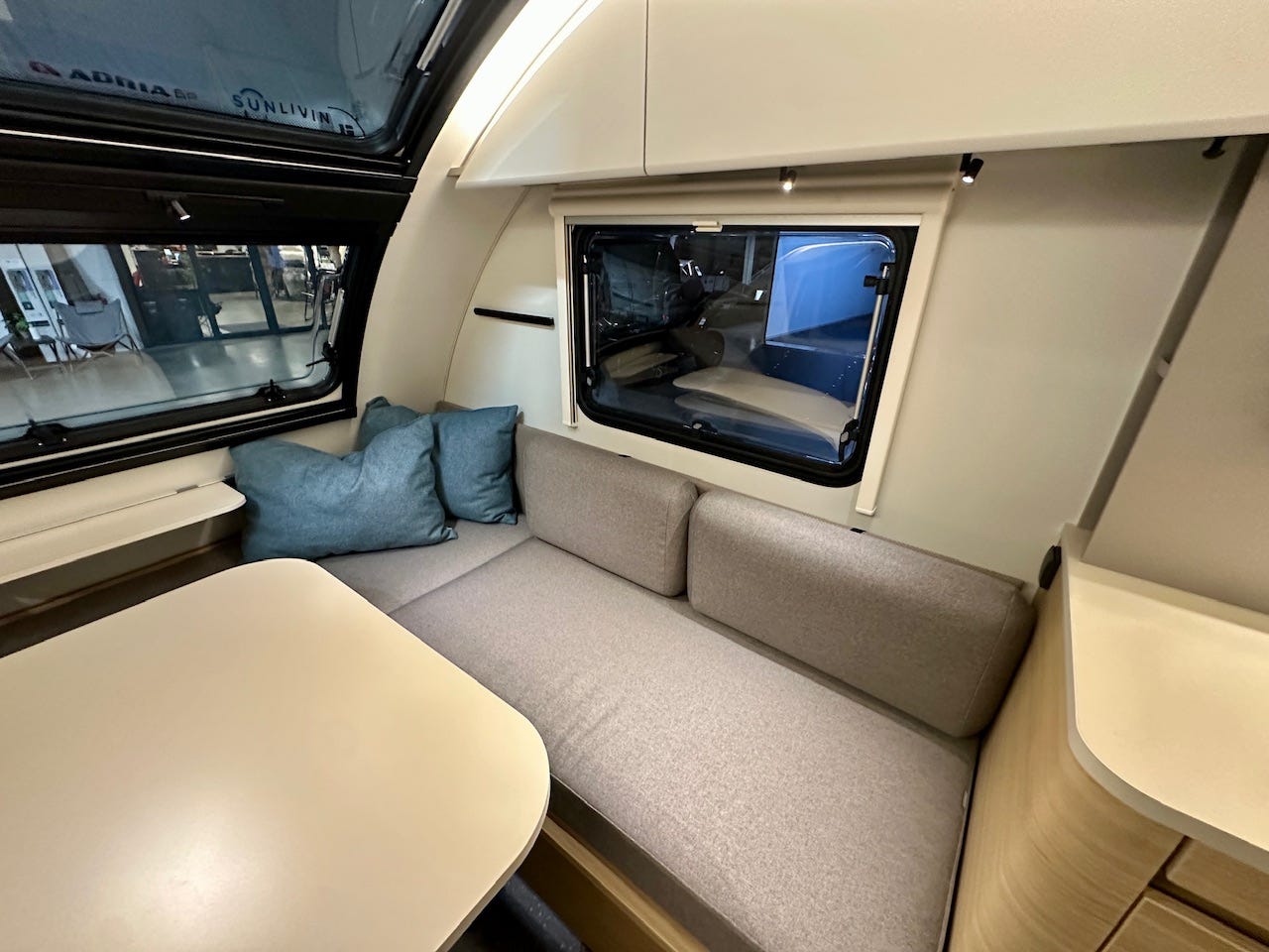 ba2a9dde-dbee-405a-a987-fc937e7ff50d