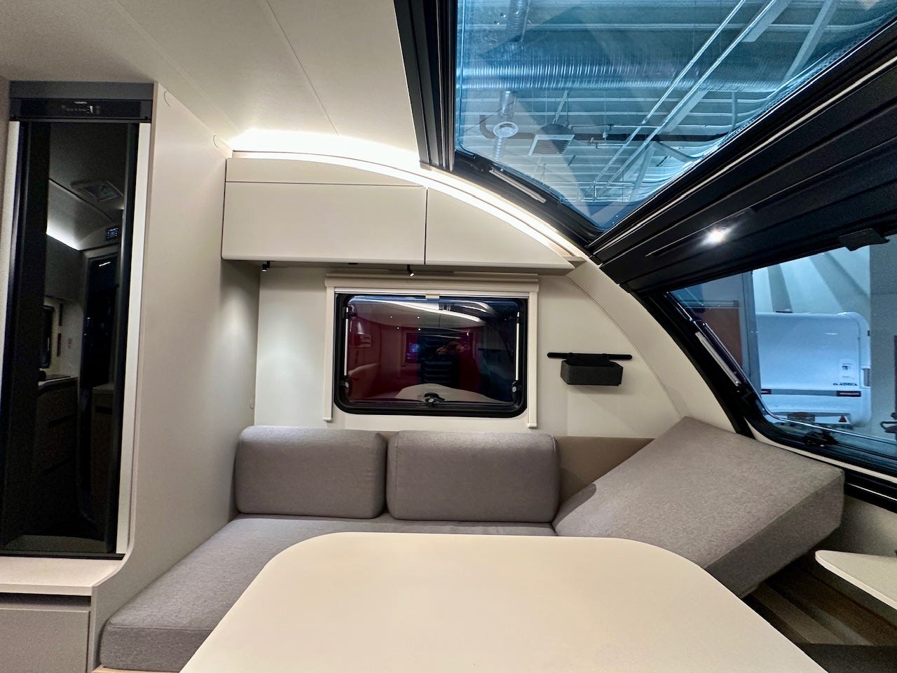 db3db13e-5bb5-473c-a70e-e47fb4710003