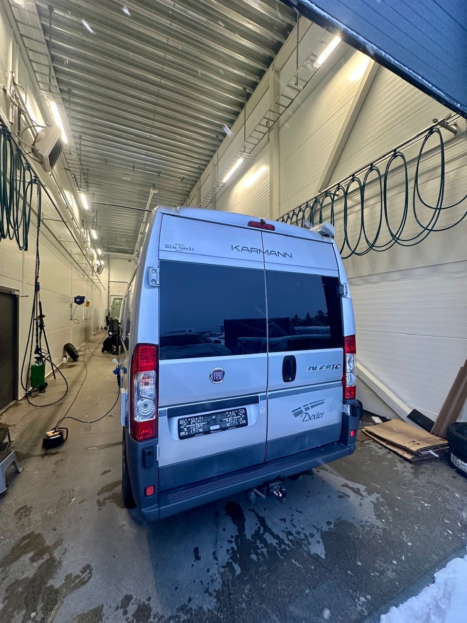 4f71b77c-8883-4432-a705-9a027308e893