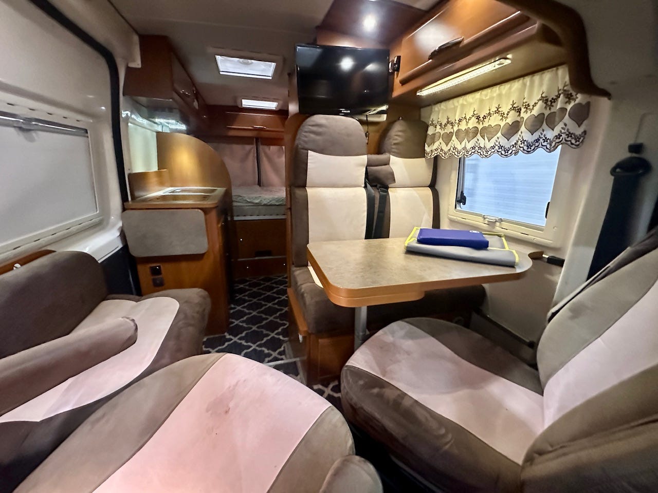 69d0bf62-463d-41e8-a374-039f57d79430