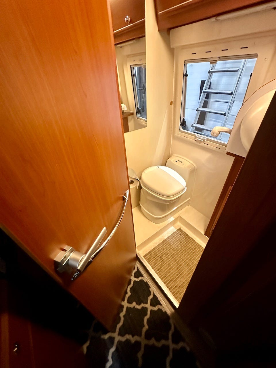 6aea01d8-b6fb-417a-be4e-144317c3e217