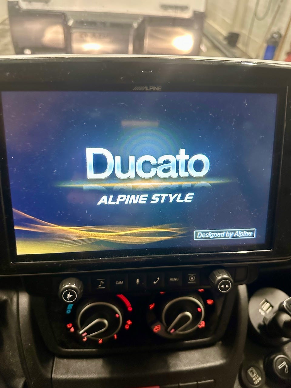 e2543eed-6cea-4a8e-b364-e064a2474202