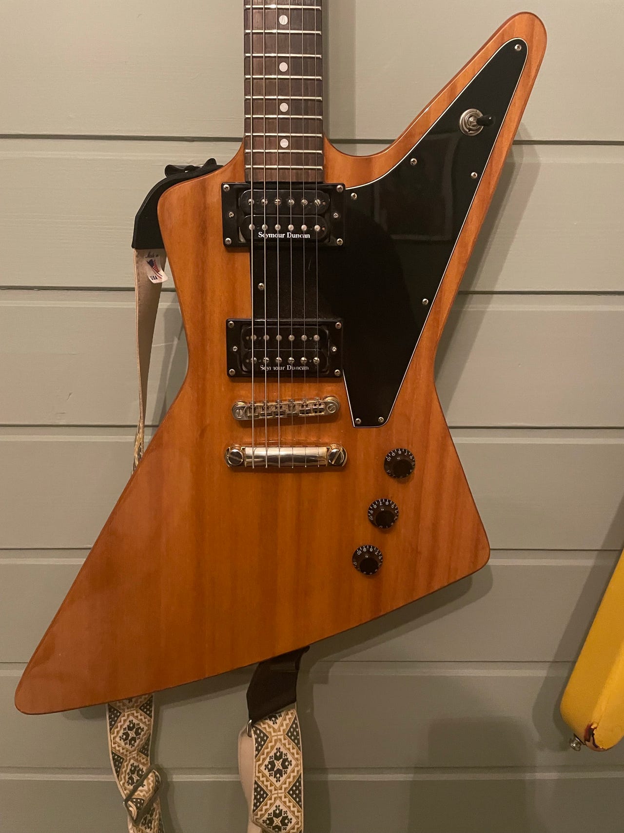 Epiphone 1958 Korina Explorer 2016 | FINN-torget