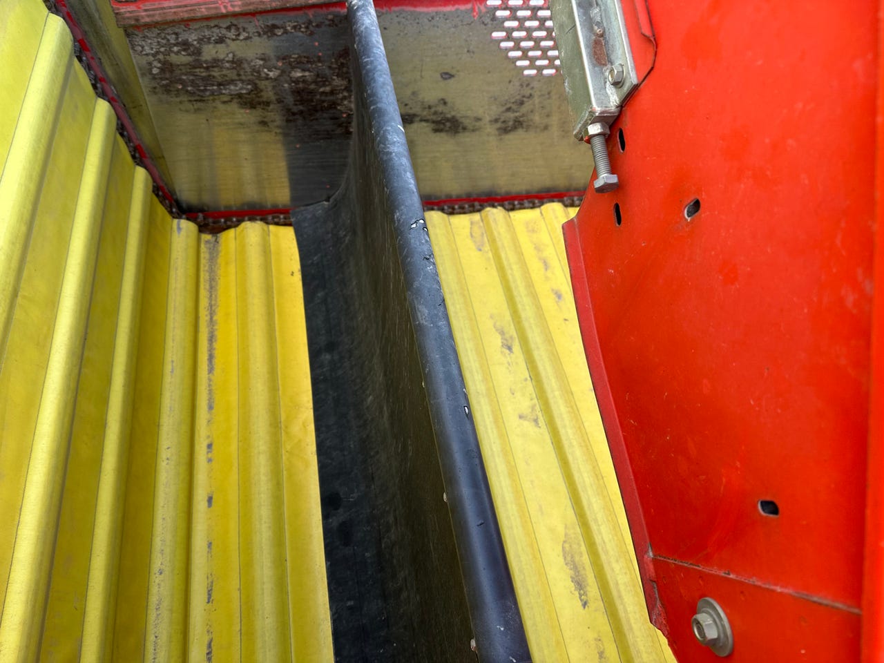 2d06e96d-cb25-40c8-8a62-70afc84969a3