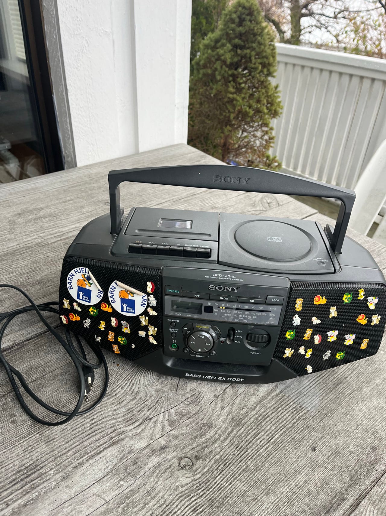 kassettspiller-sony-cfd-v34l-med-radio-cd-selges-finn-torget