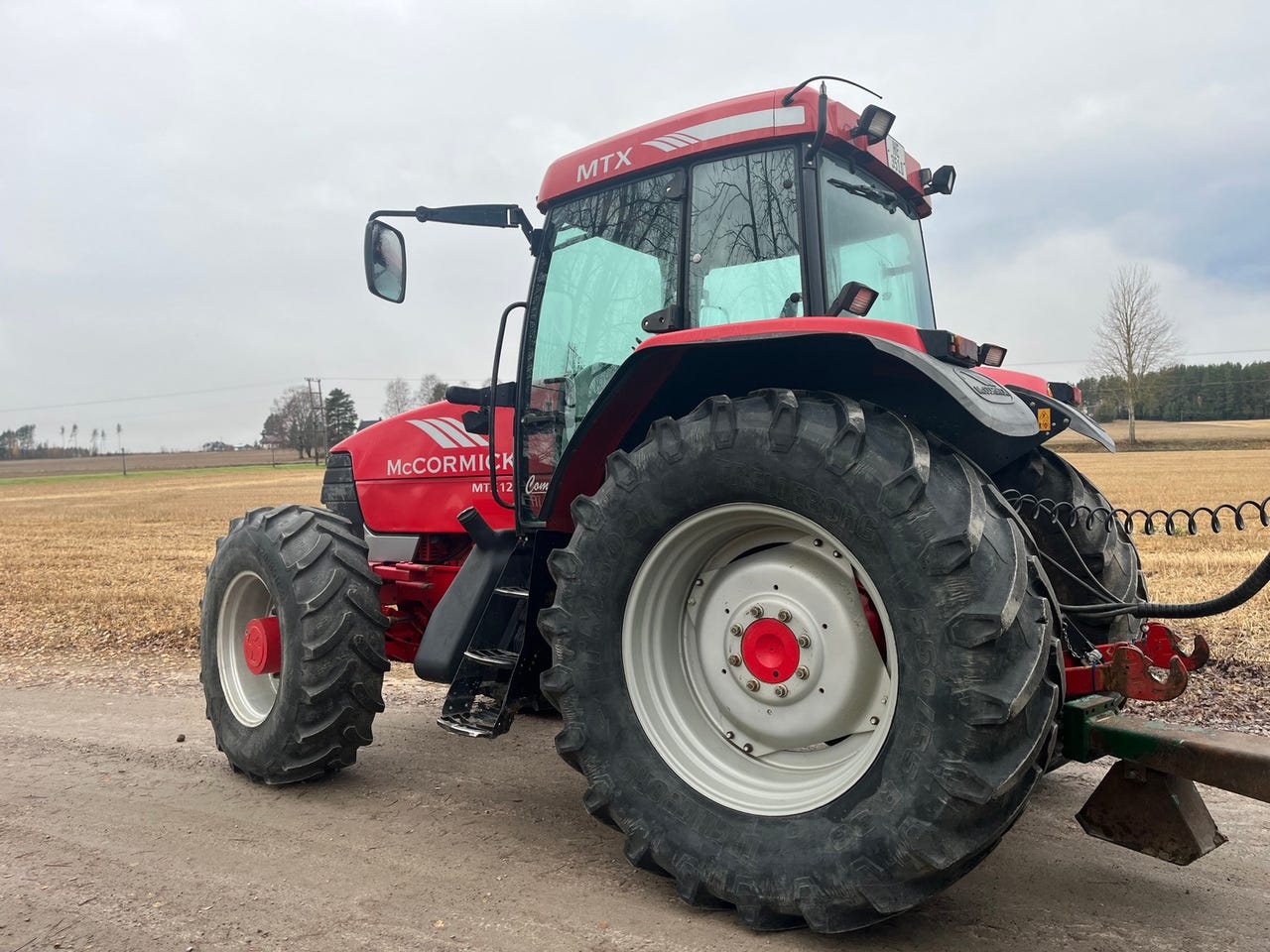 b02c61d9-d313-446e-8047-200144264cab