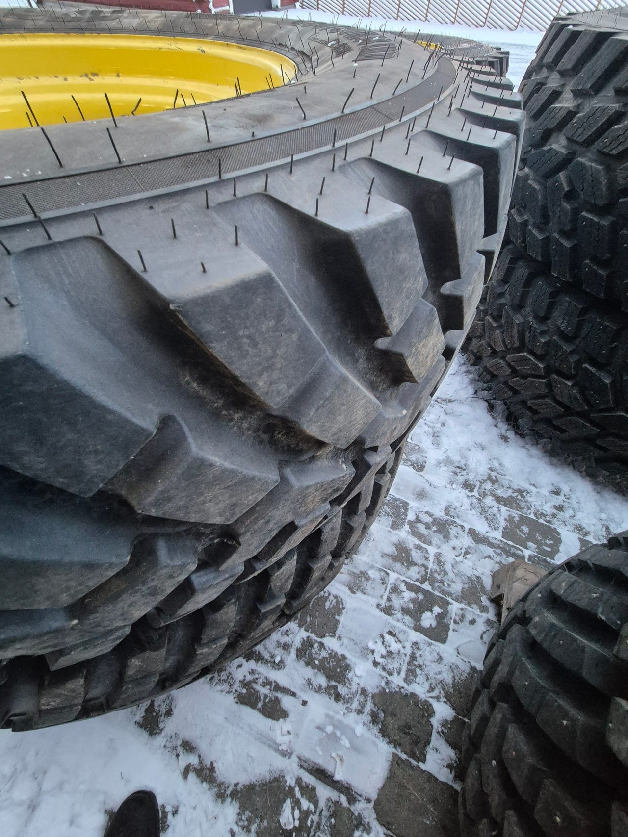 60dd0e19-1810-4aae-bef1-7f3c3be7745d