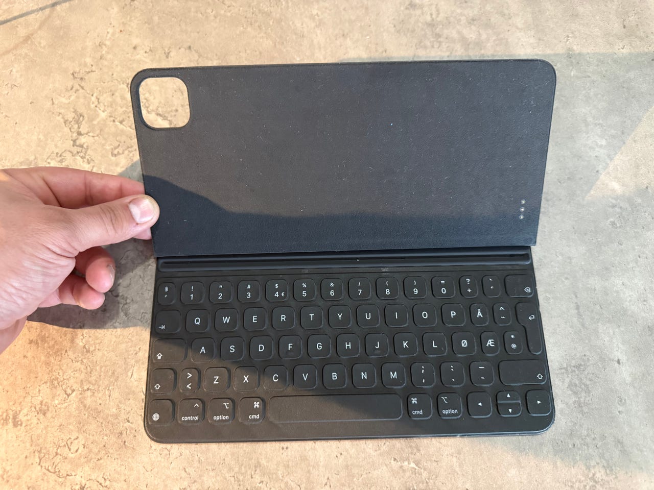 iPad Smart Keyboard Folio A2038 TA2824 11 INCH IPAD SMART KEYBOARD