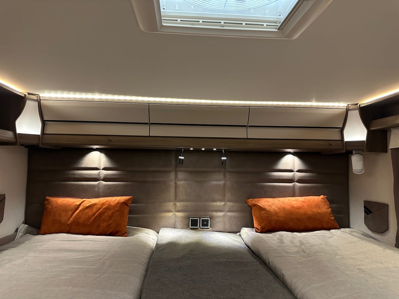 36dabe60-508b-43c4-8f64-4acf264b5f22