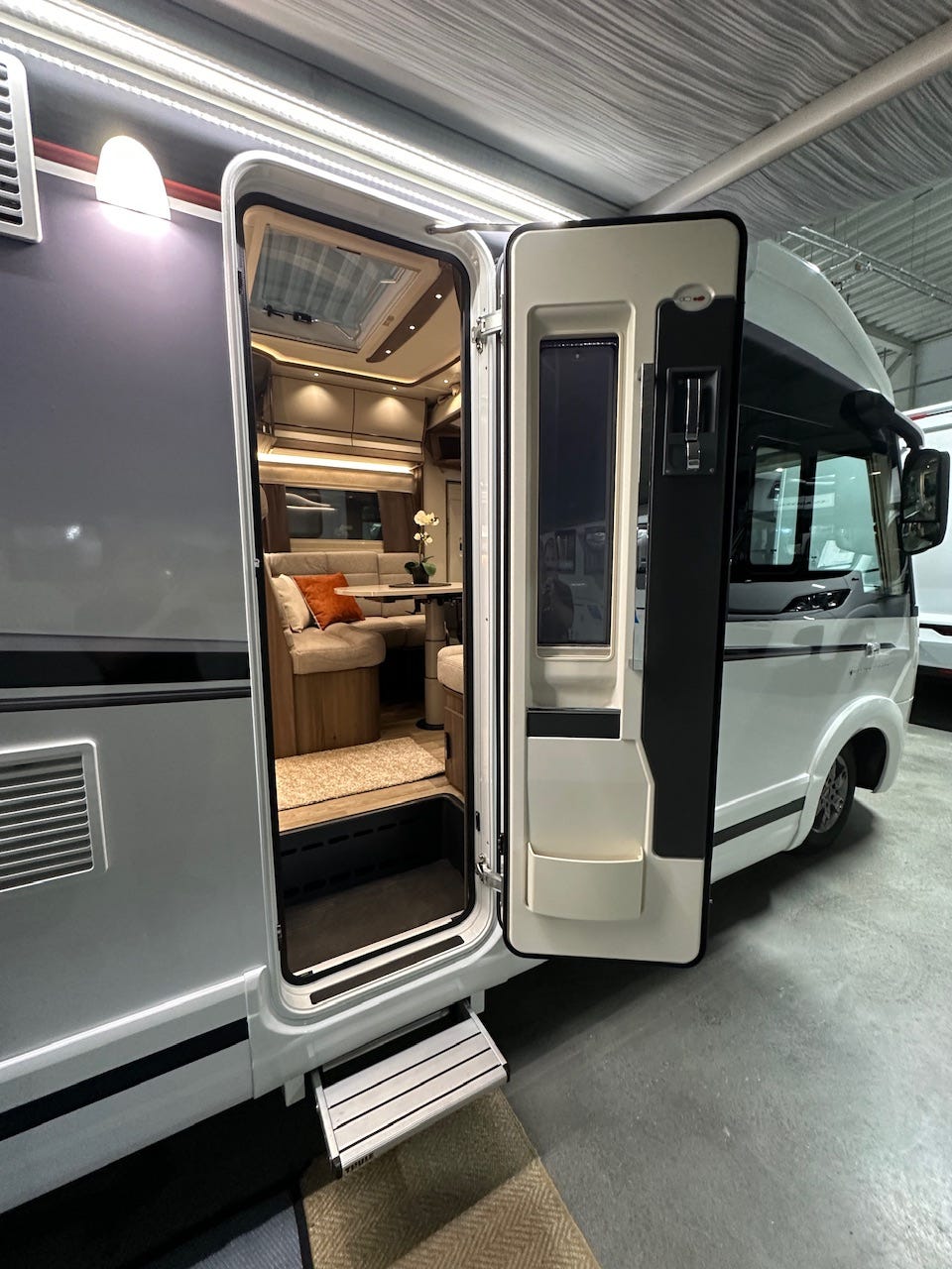 88aff809-88a8-499c-9816-b13c62533de6