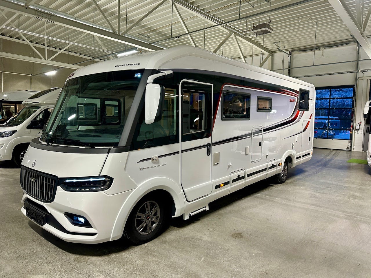 8cf92a4c-1efa-42a3-888b-6c76b9257ce5