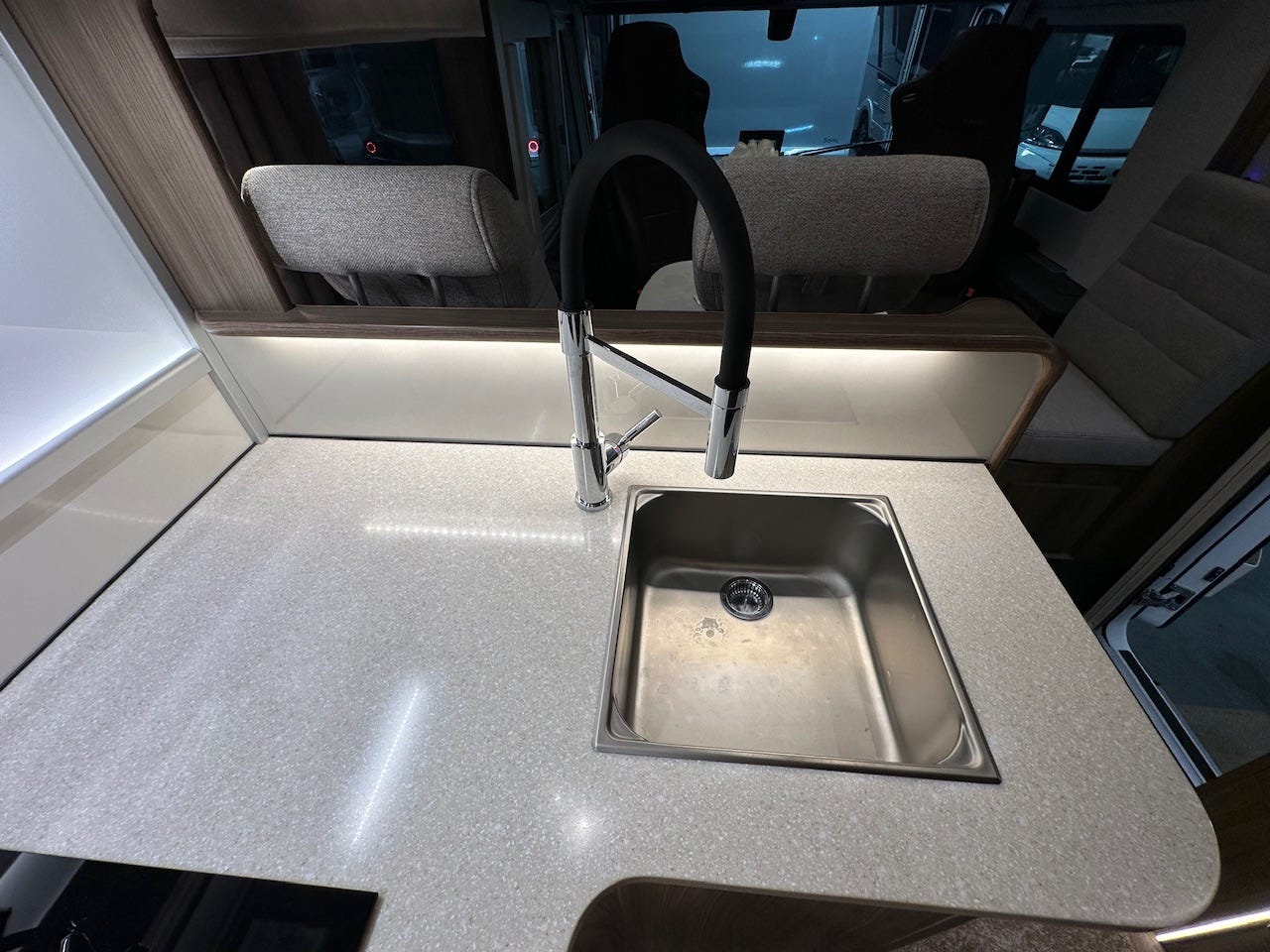 c229554c-248c-444b-a3d4-b2dfc66e2412