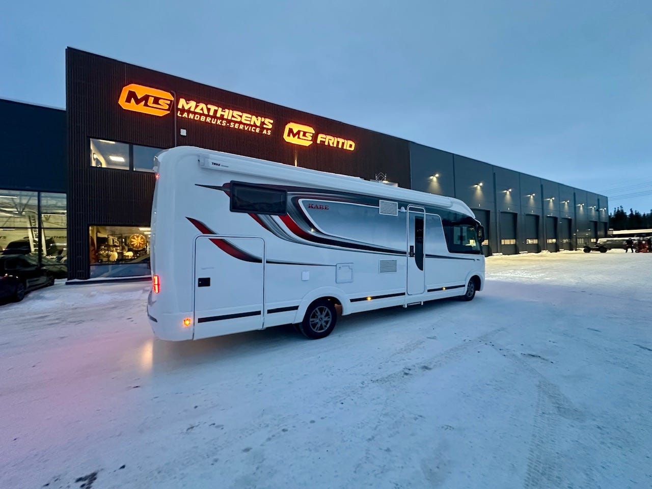 f233d5ca-0b79-4d23-b3bf-e8ccdf17aa30