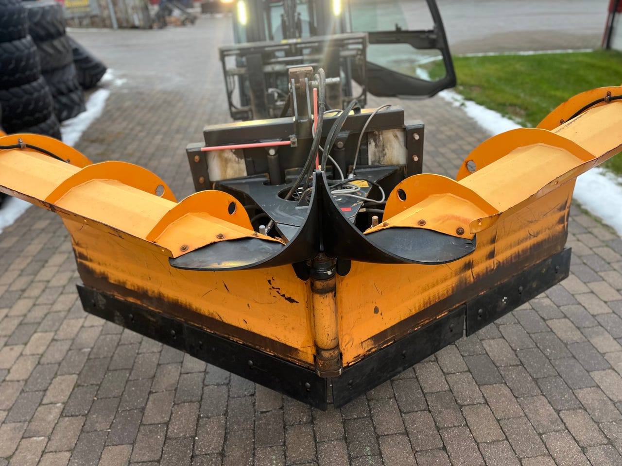 b9519302-6741-4022-aec3-53240fbde329