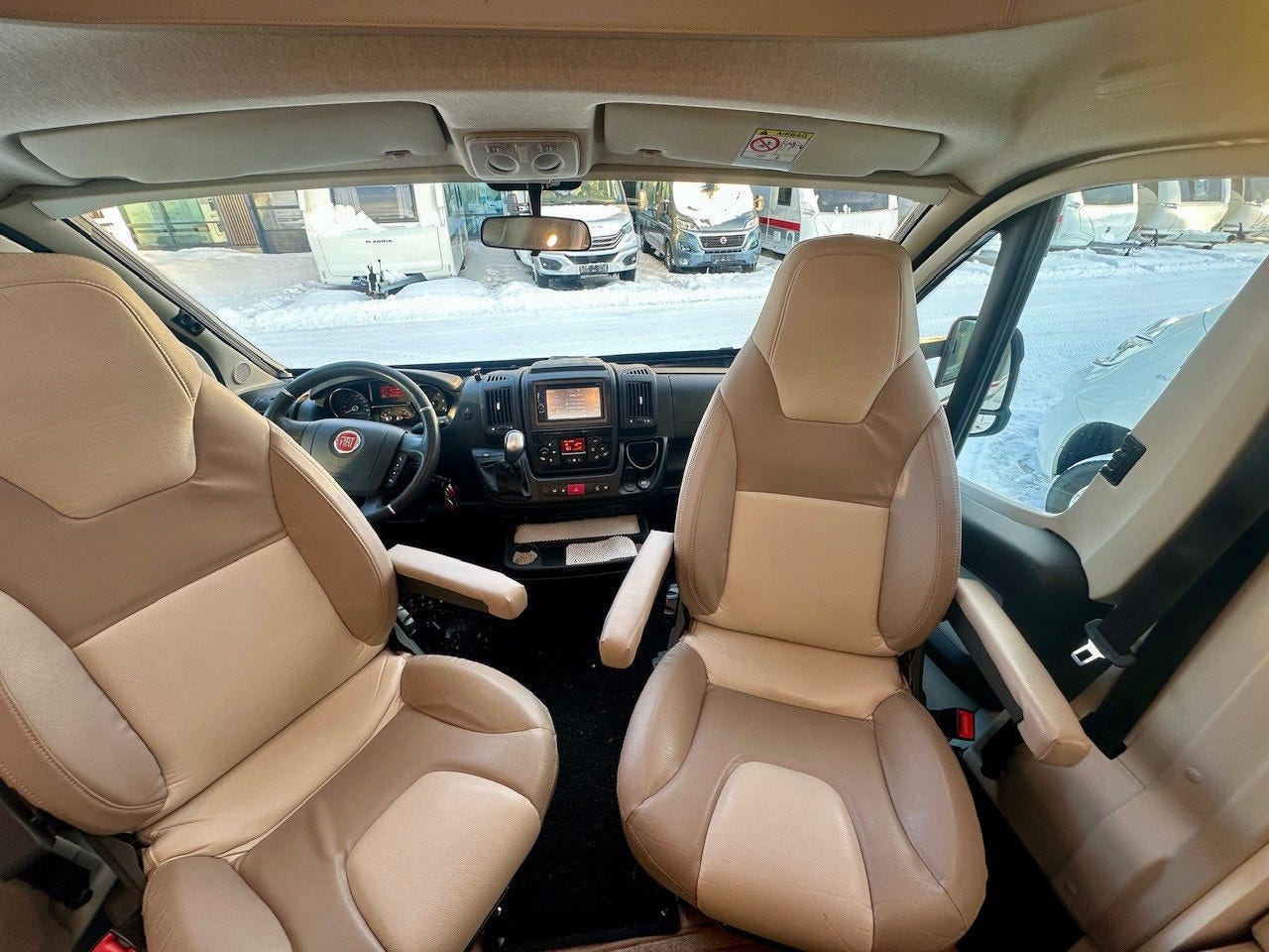 39ef29fb-0ff4-4381-ba37-f5860c94d6c9