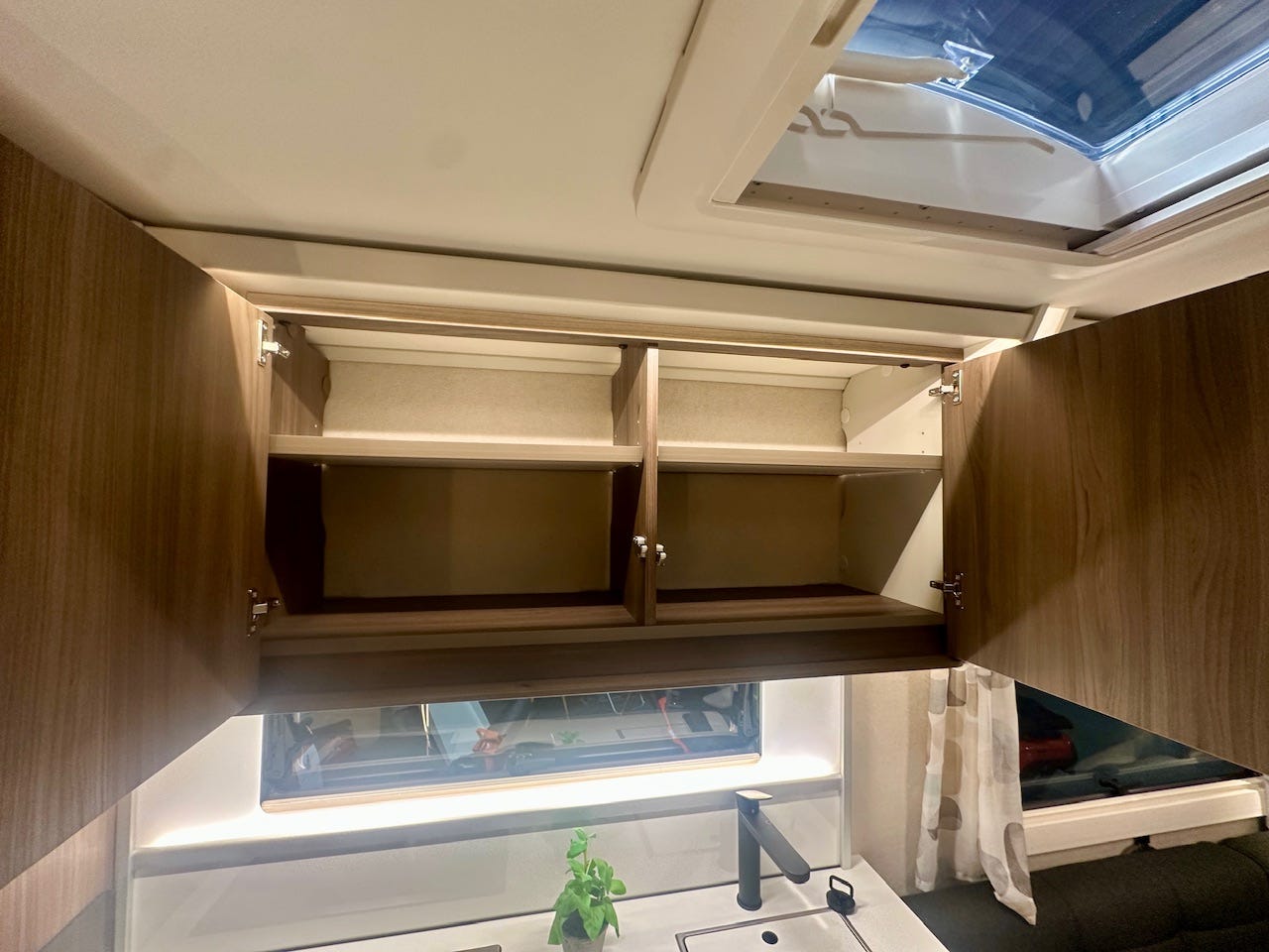 02deb322-4192-415e-835f-d08ac7bd0926