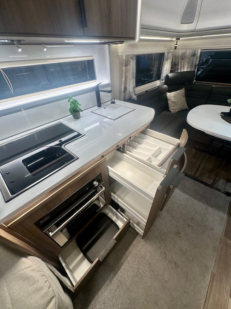 1a1534ef-8dee-4d2e-bfad-3bc7f1703bfd