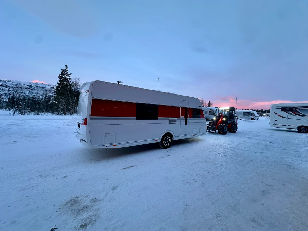 b4098487-8a42-4e08-8942-5e6af20975a8