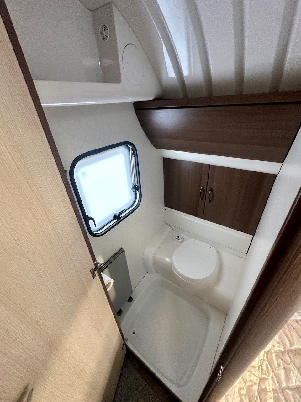 938abdab-6699-4811-a036-3aee8c3b1795