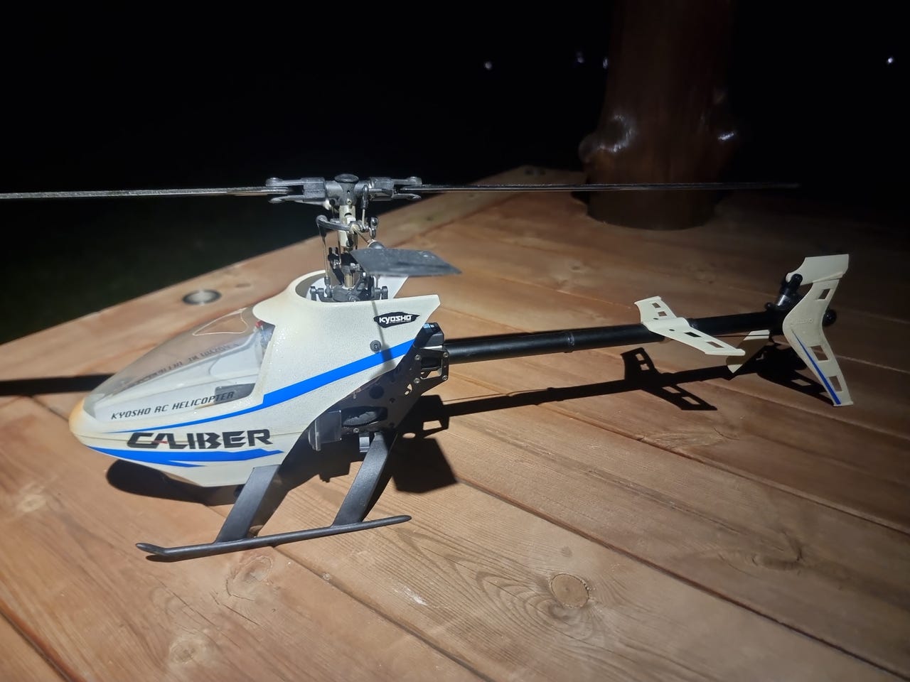 ホビーラジコン Kyosho ep caliber400 heli EP Caliber 400