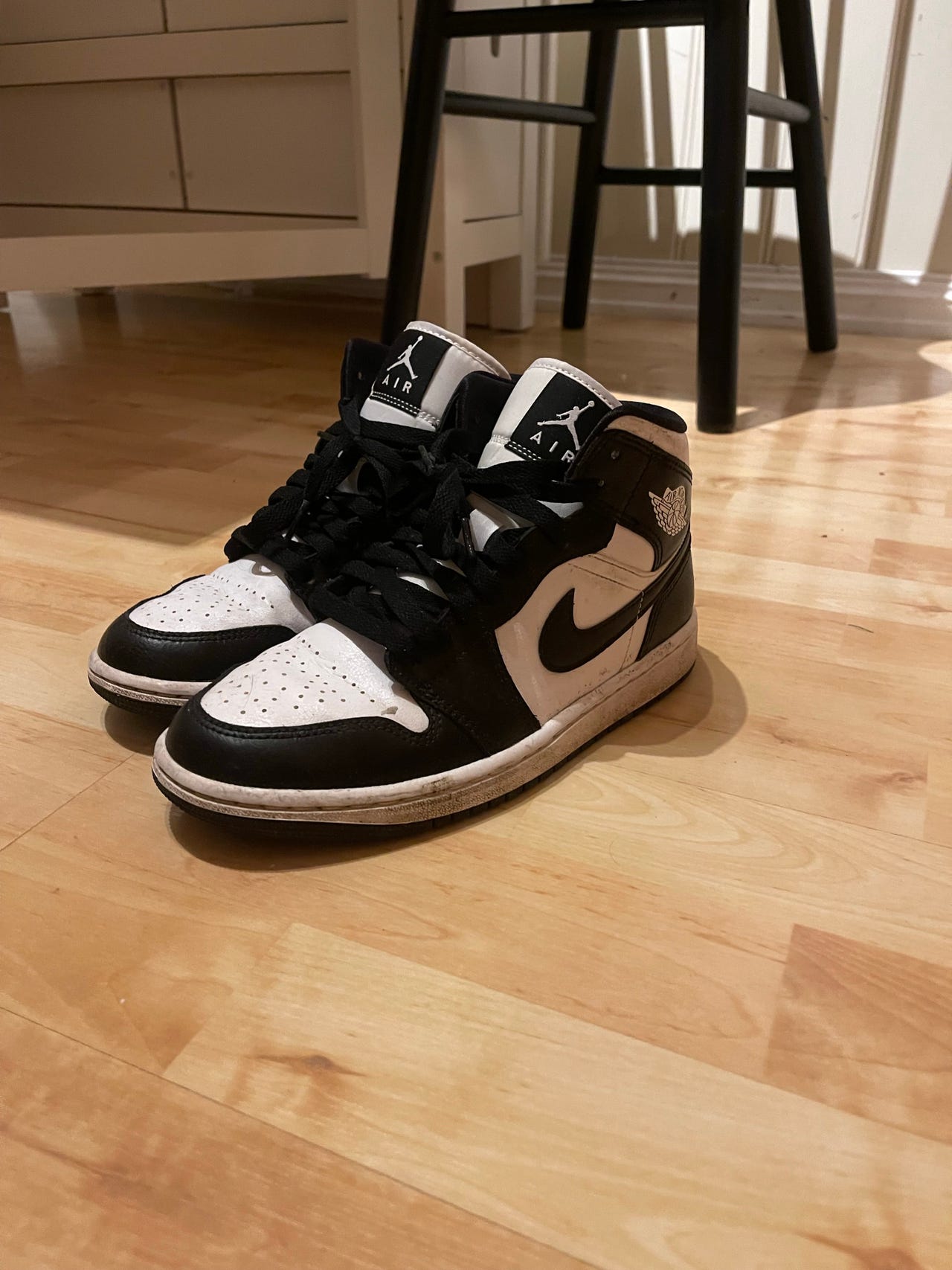 Air Jordan Sneakers joggesko størrelse 37 svart og hvit | FINN-torget