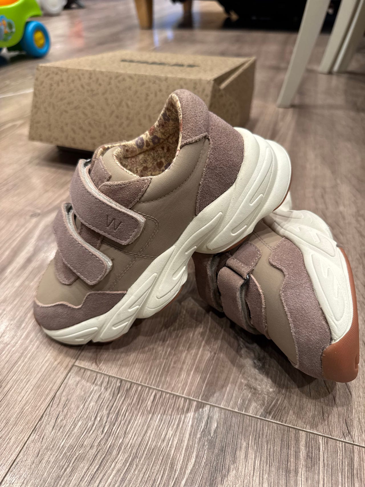 WHEAT SNEAKER ALIN str32 | FINN-torget