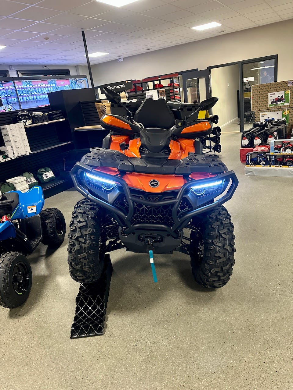 eaef0b02-8a6a-4ad6-80bc-31b26868a9f7