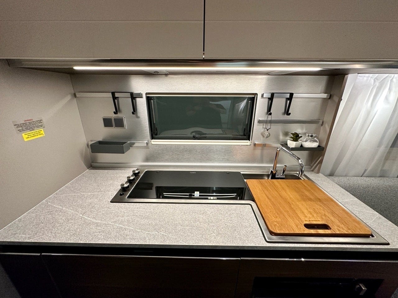 13f738b9-88db-48d7-9e4b-6e2cc3c68332