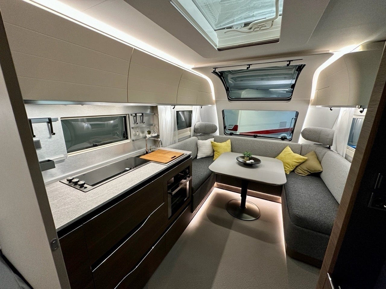 466c6e83-3945-465a-9a5e-52a73315c46f