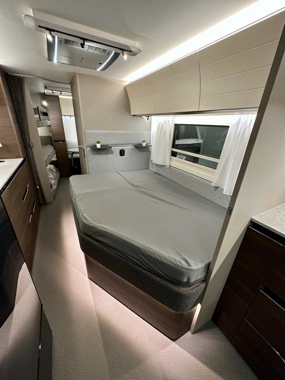 8c3523b7-0cfe-4cd5-9a50-6ab900d7fbcd