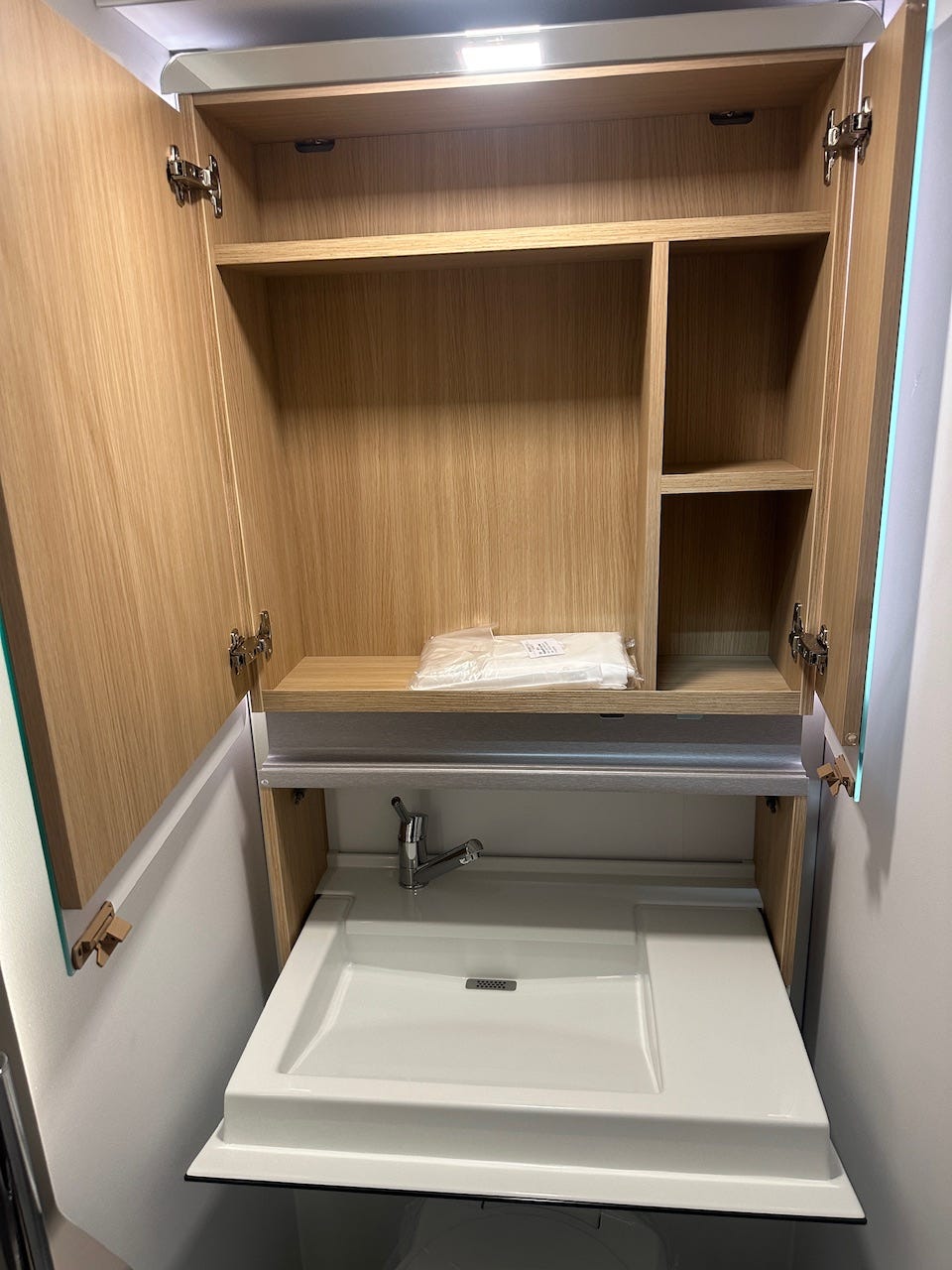 f2eb2c29-1b60-402c-9ac1-65ae915dc3df