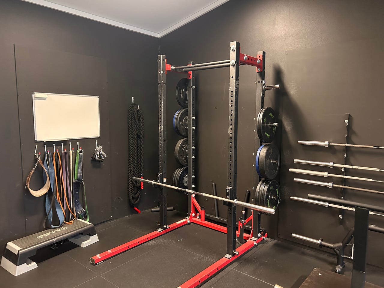 Hammer Strength Power Racks/Rigger (Svarte) ønskes solgt | FINN-torget