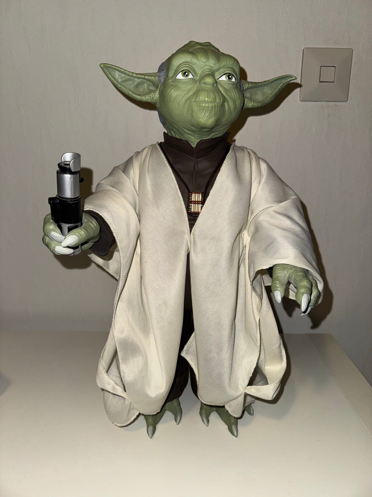 Star Wars Yoda figur 49 cm | FINN-torget